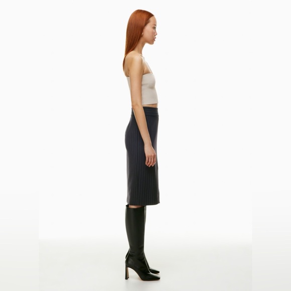 Babaton Sculpt Knit Cropped Tube Top - Picture 4 of 11